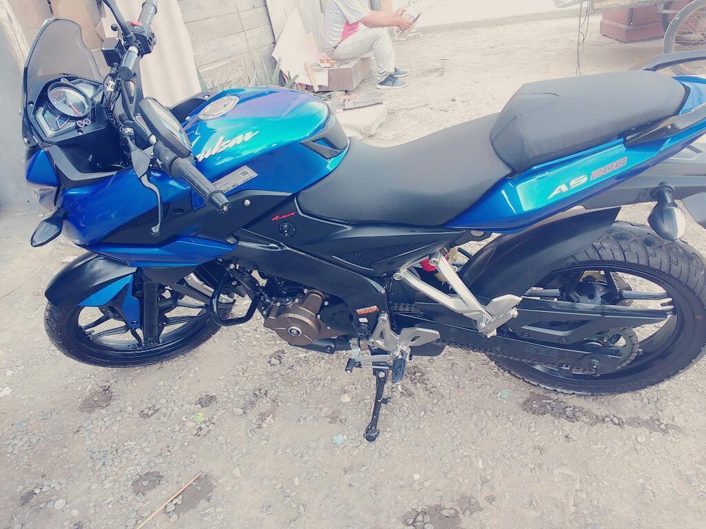 Vendo Moto Pulsar As200 en Buen Estado