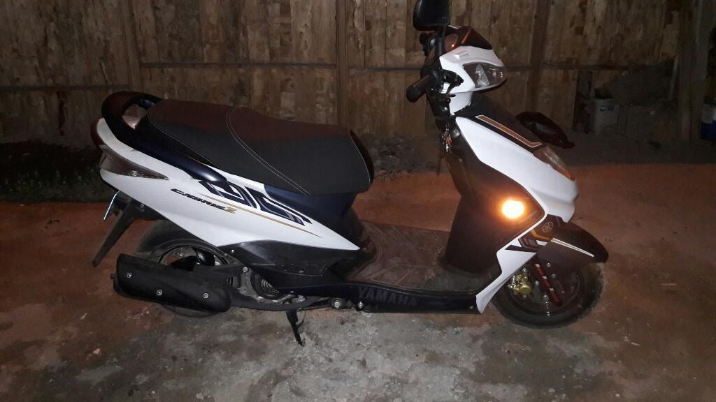 Yamaha Scooters Nueva