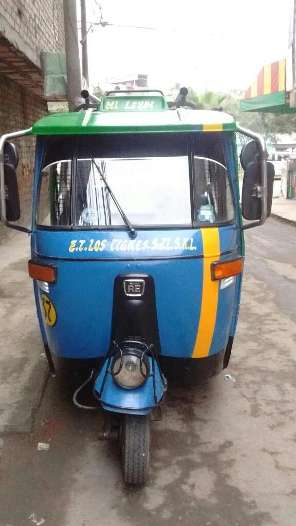 Moto Bajaj de 4tiempos Gasolinero