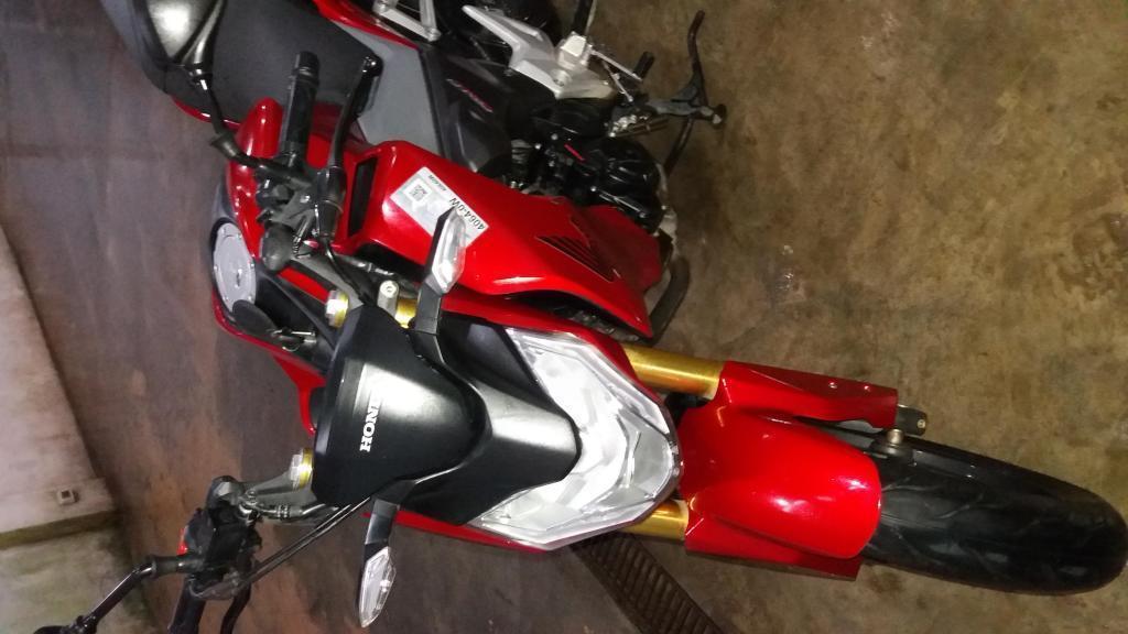 Moto lineal Honda cbr190 2016