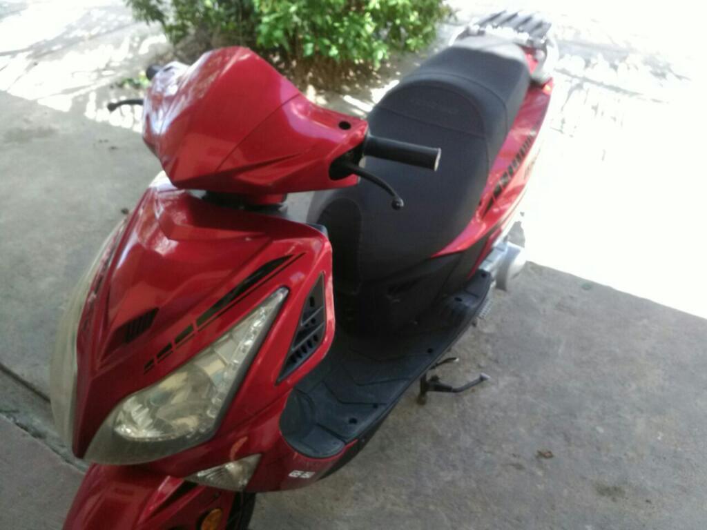 Vendo Moto Italika por Motivo de Viaje