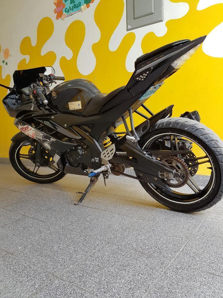 Yamaha R15 Año 2014 Solo 8000km con Soat