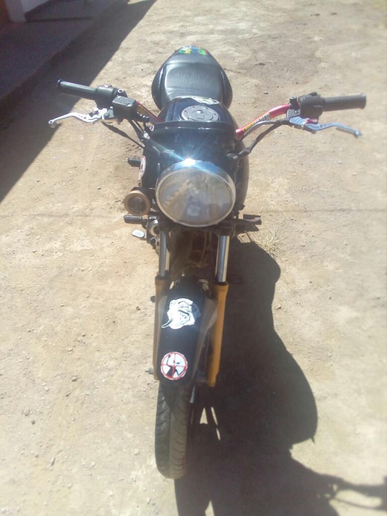 Vendo Moto Pulsar 220