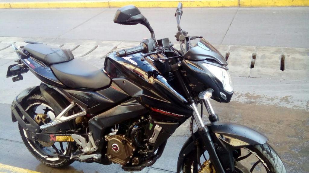 Pulsar 200 NS Semi Nueva