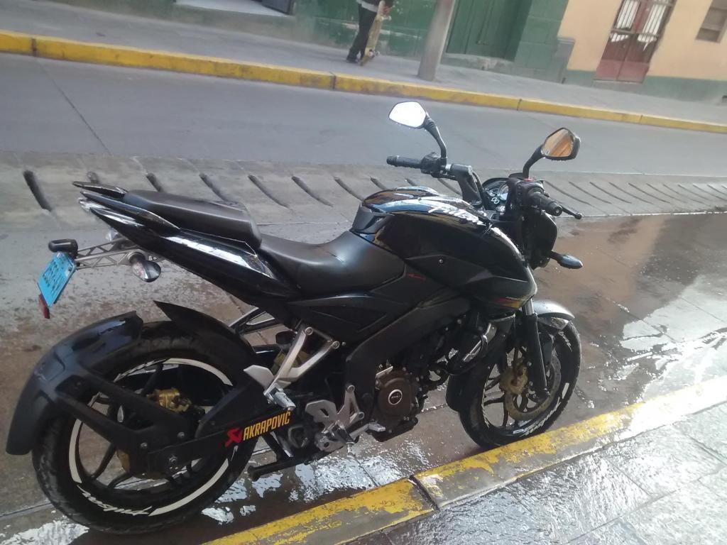 Pulsar 200 NS Semi Nueva