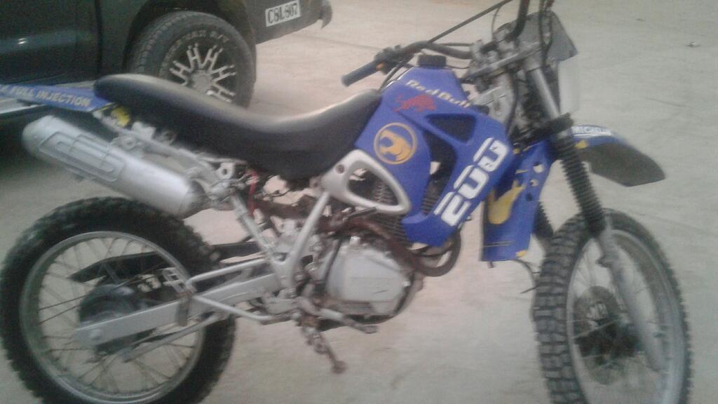 Venta de Moto Jumbo 200