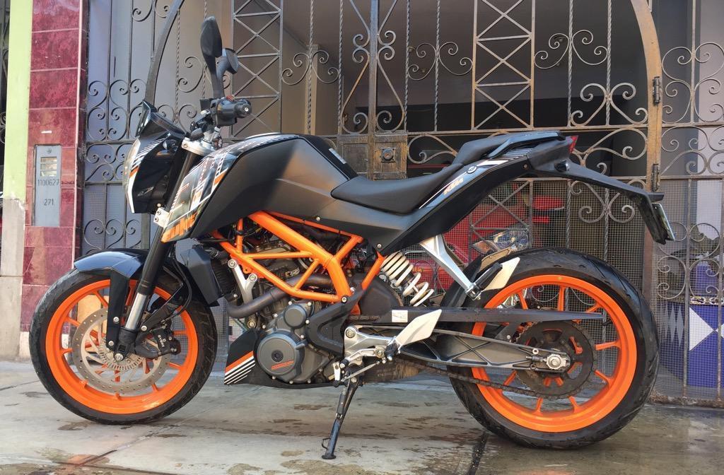 Moto KTM DUKE 390