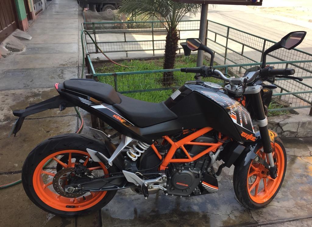 Moto KTM DUKE 390