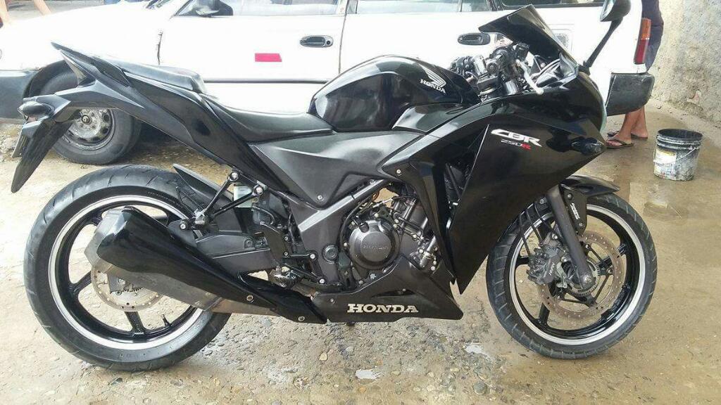 Vendo Moto Honda Cbr 250