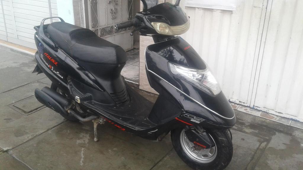 REMATO MOTO ITALIKA 125 CASI NUEVA