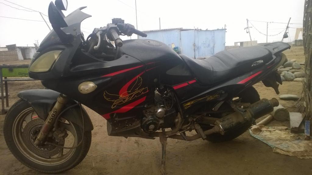 vendo por viaje moto RTM