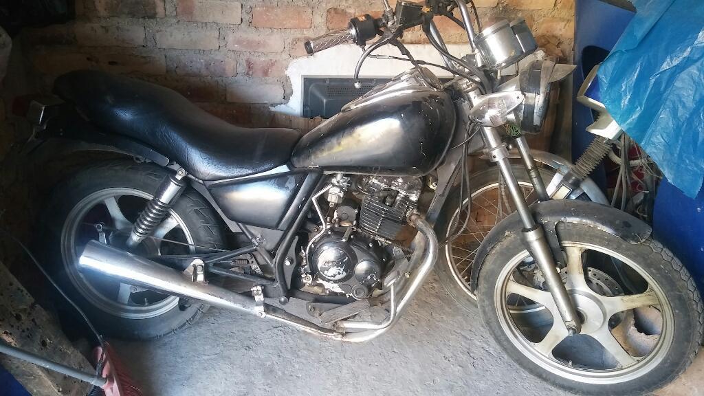 Vendo Esta Moto Urgente Es Negociable