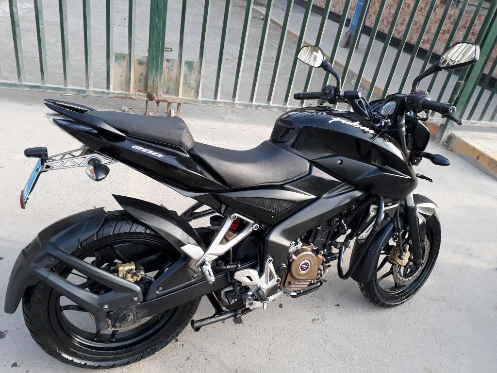 Pulsar Ns 200 con Soat 2018