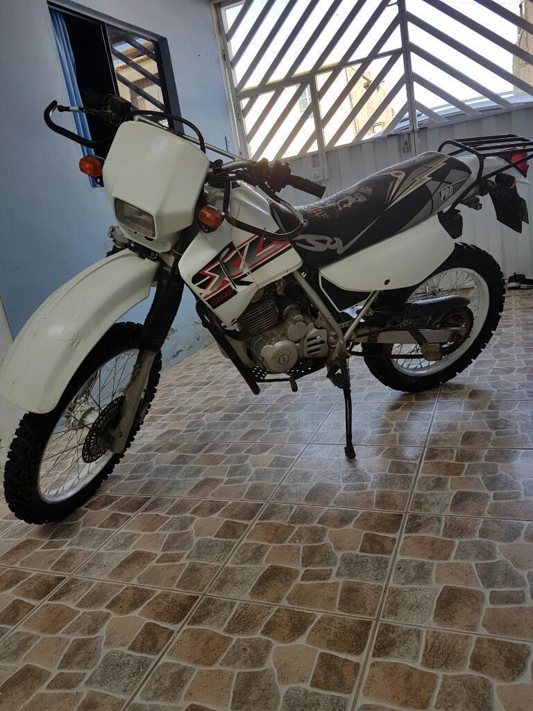 Vendo Moto Honda Xl 200 Recien Reparada