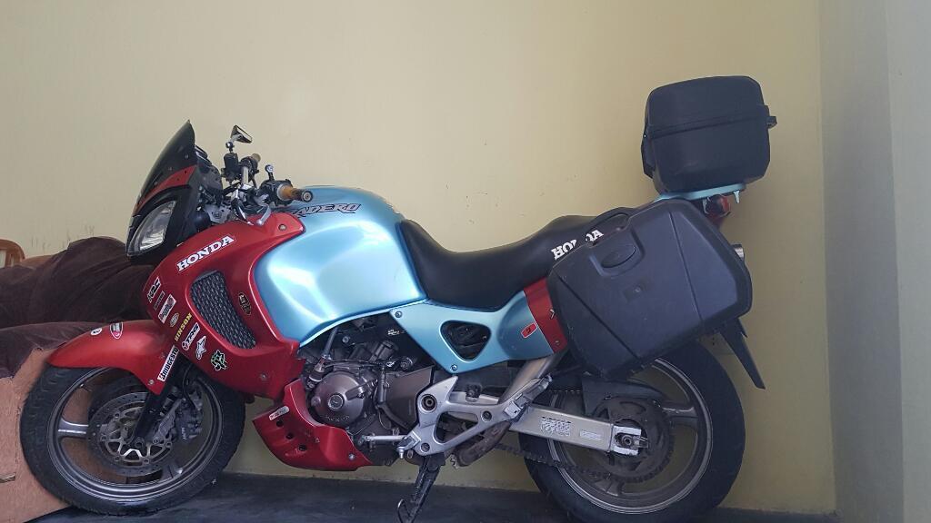 Vendo Moto Honda Varadero 1000