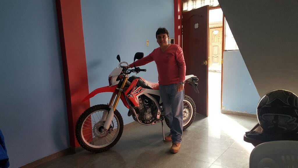 Vendo Moto Honda Crf250l