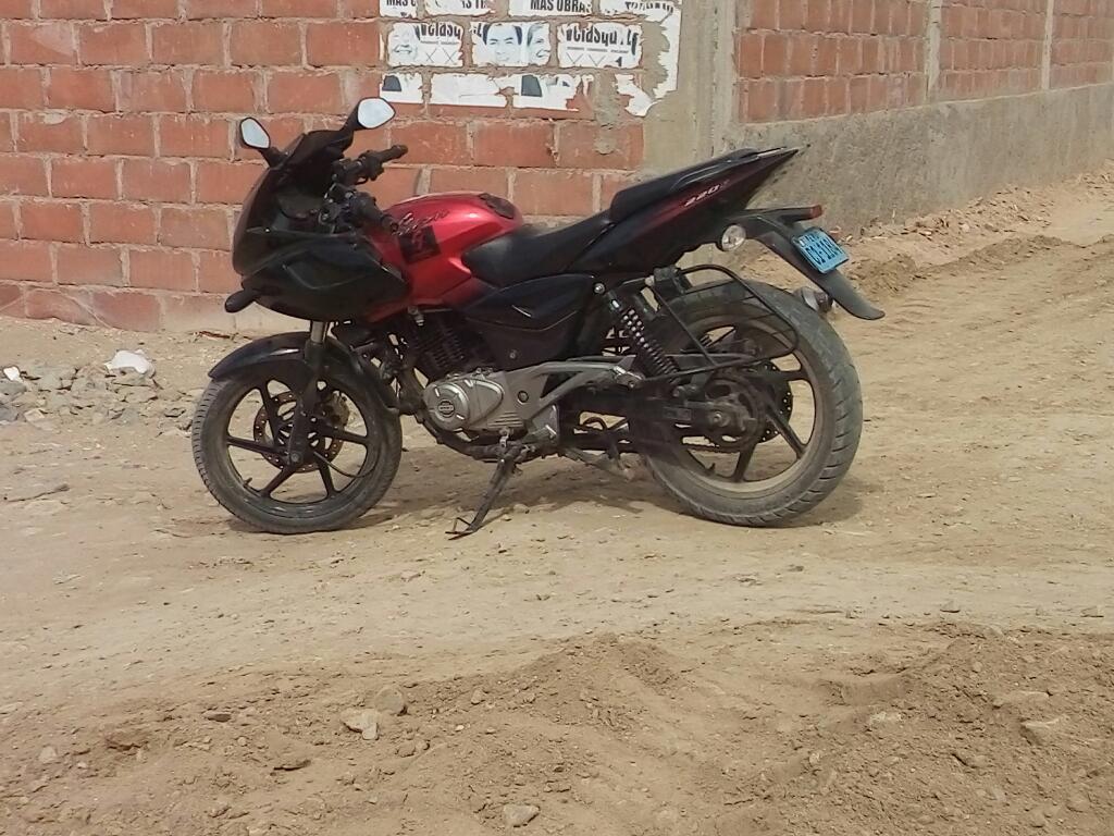 Vendo Pulsar 220f