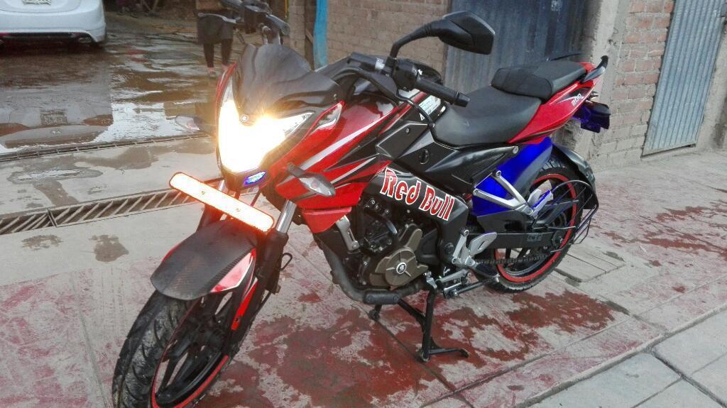 Vendo Moto Pulsar 200ns Decal