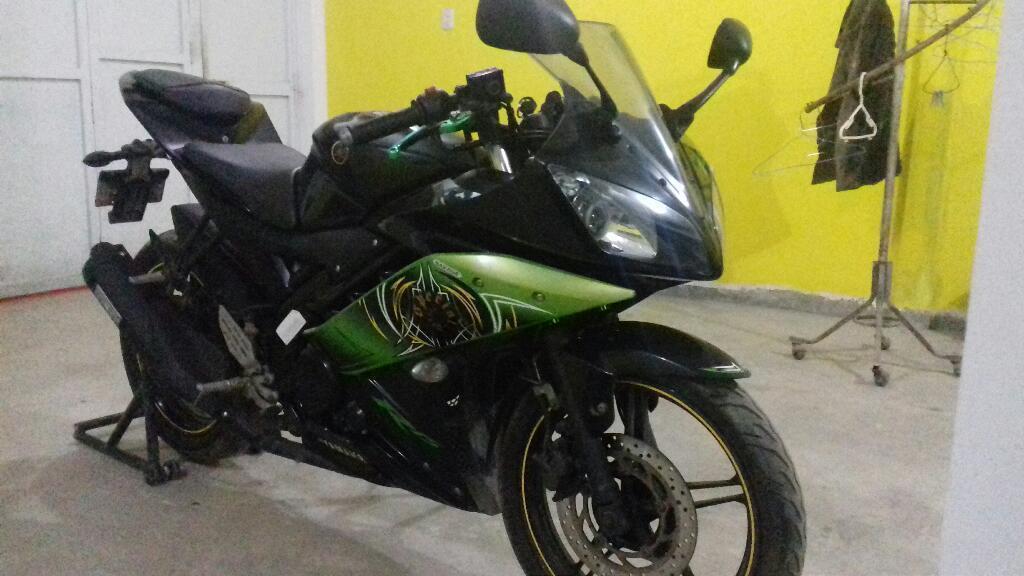 Yamaha R15 Remate Poco Uso