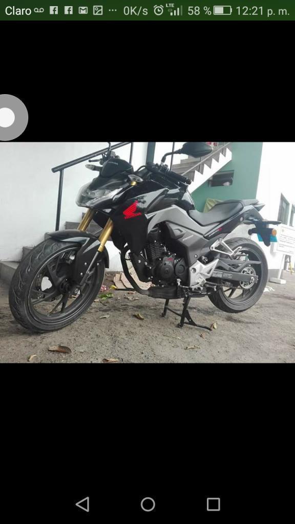 Moto HONDA CB190R color negro año 2016