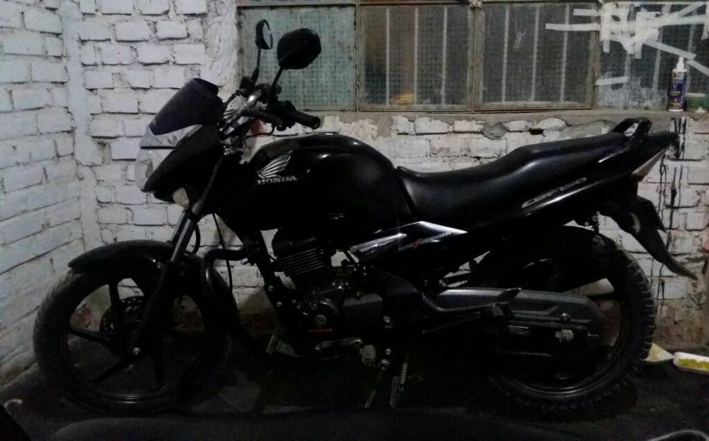 Vendo Moto Lineal Cb150 Unicourn