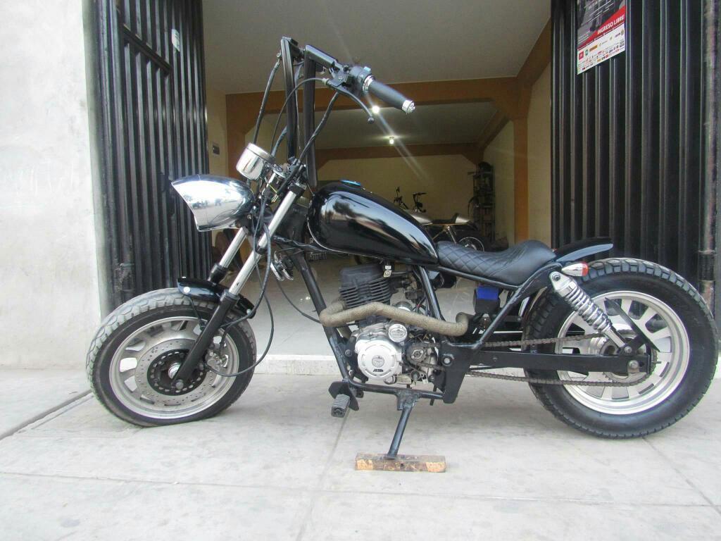 Moto Bobber Custom