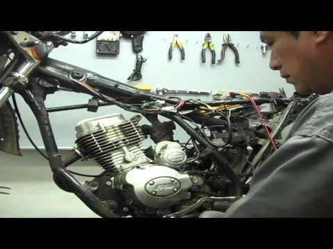 Restauracion y Fabricación de ramal electrico moto lineal antiguas Honda Harley Davidson Piaggio Yamaha Indian Triumph