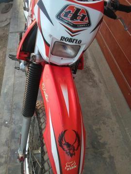 Vendo moto HONDA CRF230