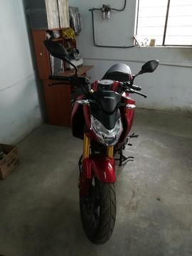 Vendo Moto Honda Cb190r