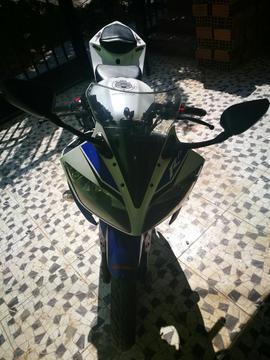 Vendo Moto Yamaha R15