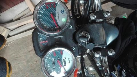 Vendo Mi Moto 2300