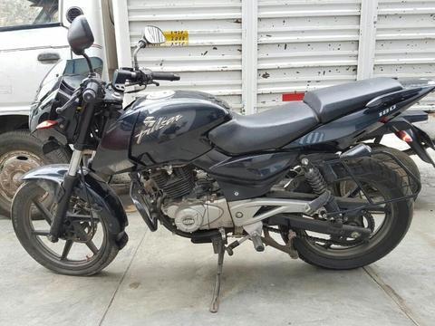 Pulsar 2014 Motor 180