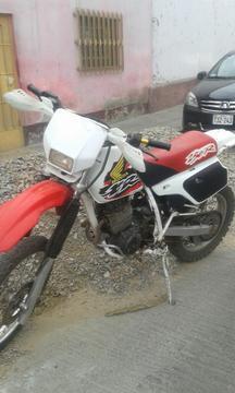 Vendo Honda Xr 250 con Soat