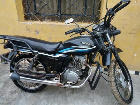 Vendo Moto X Motivo de Viaje