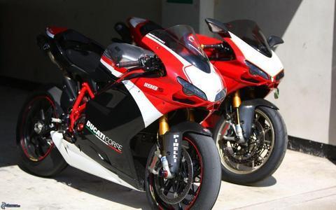 DUCATI PENIGALE 1199 S ABS SUPERBIKE 2015