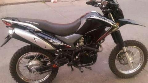 Moto Zonsheng 200