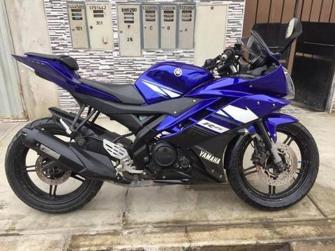 Yamaha r15