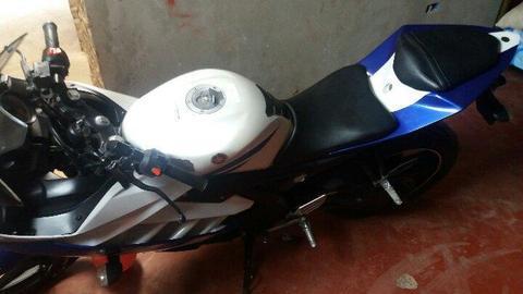 YAMAHA R15 EN OCACION