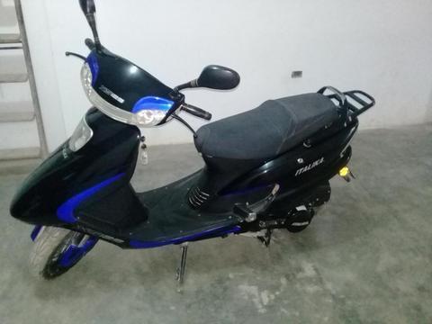 Moto XS125 italika