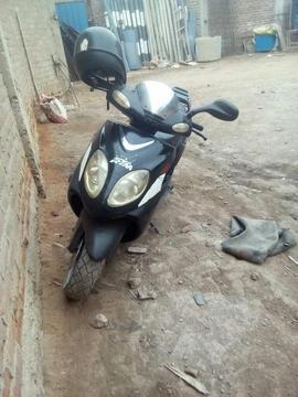 Se Vende Moto Linial Escuter Marca Rtm