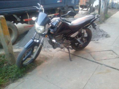 moto roncco lauser año 2012 semi nueva motor 150