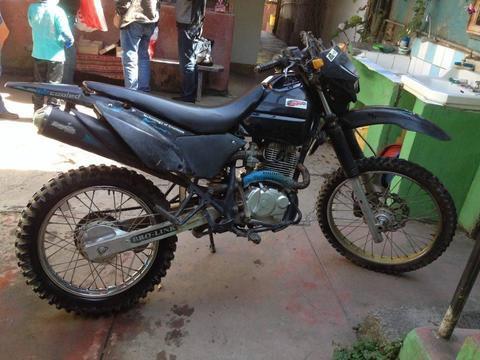 Vendo motocicleta marca SUMO  979745944