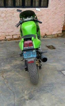 Moto Kawasaki