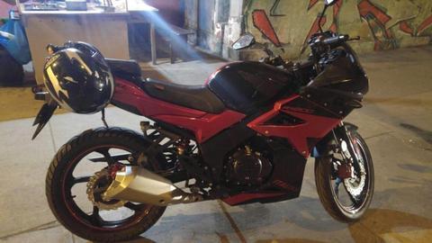 VENDO MOTO ITALIKA