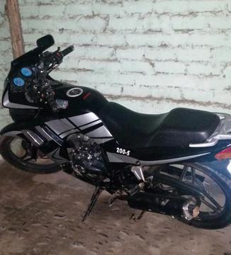 Ocasión... Moto Huracán