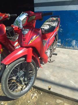 Vendo Moto Lineal Cel 943147458