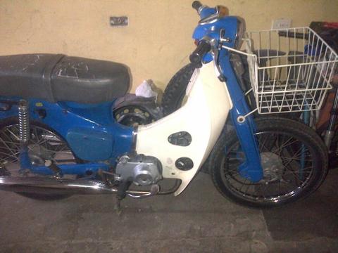 Vendo Moto Honda C70 Y C90