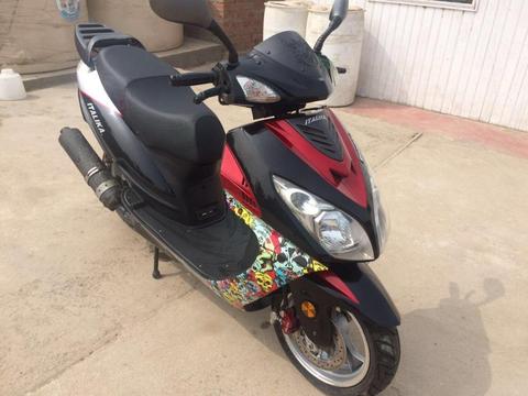 VENDO MOTO SCUTER ITALIKA