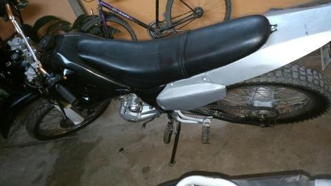 Vendo Moto 150cc Yansumi