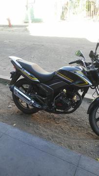 Moto 150cc con Balanceador de Motor